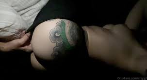 Watch online Archie Choi aka stepgf OnlyFans - Absolutely no cap I love  having fingers in me Fingers by @stepbrody on X-video