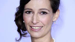 Betriebswirtin, trainerin, ausbilderin & mama unterwegs am niederrhein. Miss Tagesthemen Pinar Atalay Ist Mama Geworden