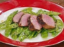 Sistemate sul filetto qualche fiocchetto di burro e. Ricette Light Veloci Filetto Di Maiale Profumato Contro La Cellulite Ricetta Secondo Piatto Solo 185 Kcal A Porzione Mondobenessereblog