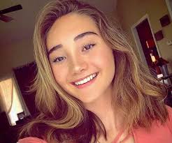 How much is Gabby Murray's Net Worth?