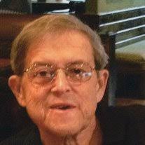 Max Brink's Instagram, Twitter & Facebook