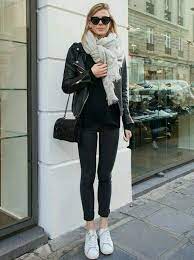 A Total Black Outfit In Winter Looks Moda Look