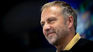 Flick blinda la continuidad de Eric Garcia en el Barça para jugar de  mediocentro