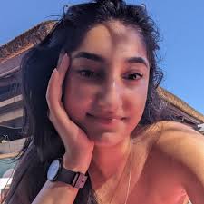 AVOID AVOID AVOID I'm extremely disappointed and angry after being  completely let down by a dog sitter who was booked, confirmed, and trusted  to care for my dogs this weekend. We arranged