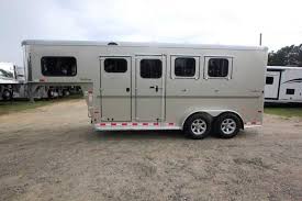 We represent over a dozen major trailer manufacturer's nationwide and can special order trailers built to fit your needs. 3 Horse Sundowner Horse Trailer Gooseneck Horse Trailer Dixie Horse Mule Co