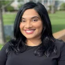 Kerry Mullen's Instagram, Twitter & Facebook