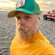 Joel Hamlet's Instagram, Twitter & Facebook