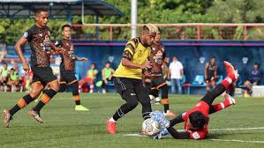 Jul 03, 2021 · tim milik atta halilintar, ahha ps pati fc tetap bayar gaji pemain 100 persen meski liga 2 ditunda di tengah ketidakpastian kompetisi tersebut, manajemen ahha ps pati memastikan akan tetap membayar hak pelatih, pemain, hingga offisial tim secara pen Htvjcg9xna4uzm