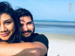 Alwiyah talib menjunjung kasih ym che puan khaleeda facebook. Video This Is So Cute Gelagat Tmj Kacau Cik Puan Khaleeda Tengah Asyik Main Phone Tarik Perhatian Netizen Berita Steady
