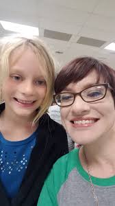 Angela Ewing (@AngelaE40475362)