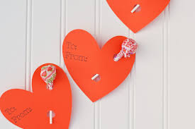 Get adorable designs like conversation hearts, jesus loves me, hot air balloons and more at the lowest price guaranteed. Easy Heart Lollipop Holder Valentines With Cricut