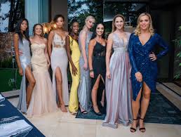 Phumzile van damme's sister to bat her eyelashes in 'the bachelor sa'. Qiniso Van Damme On Twitter Things Are Tense Yoh Thebachelorsa Teamqiniso