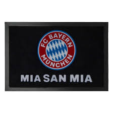 Vertex on m is shorter & converages to a point. Fc Bayern Munchen Doormat Logo