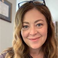 Anna Hollenbaugh's Instagram, Twitter & Facebook