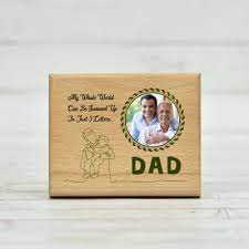 From grooming essentials to fitness tools, one of these with this father's day gift, he can work on everything from swing strength to tempo before he hits the green. Personalized Wooden Photo Frame For Dad Gift Send Home And Living Gifts Online L11095074 Igp Com