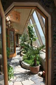 Earthship Tempelhof Autoconstruction Maison Maison Autosuffisante Maison Architecte