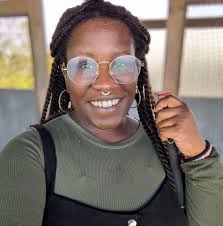 Jenna Ortega and Aubrey Plaza can't see why people think they resemble one  another.