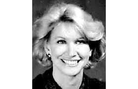 Suzanne Comer's Instagram, Twitter & Facebook