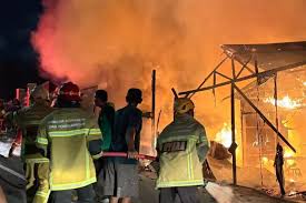 Empat Kios Dagangan di Balikpapan Ludes Terbakar, Polisi Selidiki  Penyebabnya - Kaltim Post