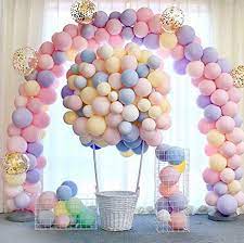 Baby Shower Connoisseur On Instagram An Organic Hot Air Balloon Setup Baby Shower Party Decorations Colorful Birthday Party Birthday Party Decorations