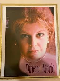 Eloise Solomon's Instagram, Twitter & Facebook