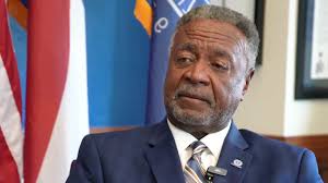 Pharmacist Robert Courtney released to home confinement