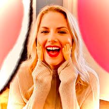 Ashleigh Livingston Master Stylist