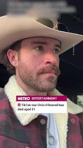 Chris Iden's Instagram, Twitter & Facebook