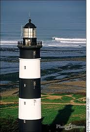 Phare De Chassiron Sur L Ile D Oleron France Phare Phares De France Ile D Oleron