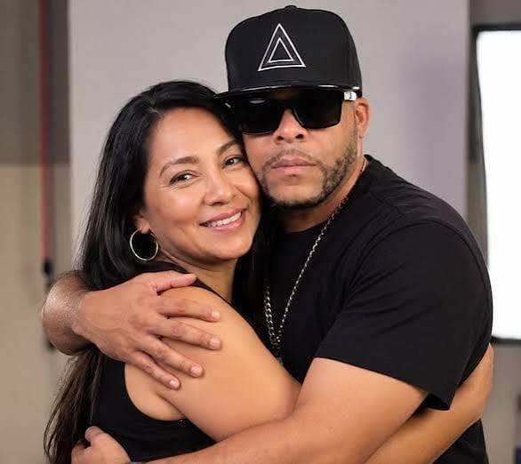 Investigan muerte de esposa del merenguero Julian Oro Duro - Actualidad 24 Horas