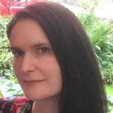 Lisa Ayers's Instagram, Twitter & Facebook