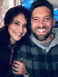 Elise Clemons's Instagram, Twitter & Facebook