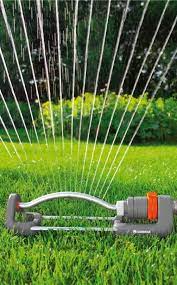 arroseurs de jardin savez vous lequel choisir gardena arrosage jardin arrosage pelouse pelouse et jardin