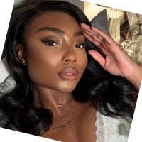 Tamera Lowe's Instagram, Twitter & Facebook