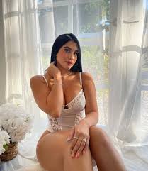 Roxana Ventura Toples - 60 photos