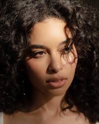 lizlanza_ has a face that could launch a thousand ships… but, I think I'll  just post a thousand photos of her instead. I wanted Liz's hair to be wild  and free. I