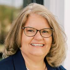 Find Realtors, Real Estate Agents & Brokers