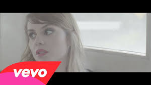 Coeur De Pirate Mistral Gagnant Coeur De Pirate Mistral Gagnant Et Musique Bretonne