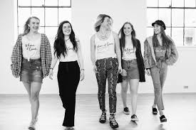 Class Of 2020 Street Team Meet The Girls Central Pennsylvania Senior Photographer Blackpink Fashion Black Pink Black Pink Kpop