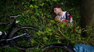 The dim sunshine struggled to pierce the clouds above the harbour in brest at the start of the 8th edition of la course by le tour de france powered by fdj. Tour De France Fan Holding Sign Causes Huge Crash Cnn