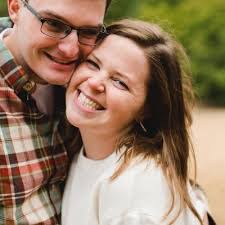 Anna Cardinal's Instagram, Twitter & Facebook