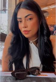 Jacqueline Borges (@jacqueborges_)