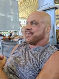 Brett Angle's Instagram, Twitter & Facebook