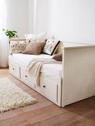 Divan Hemnes Die Perfekte Losung Die Divan Hemnes Losung Perfekte Guest Room Daybed Small Guest Bedroom Ikea Bed