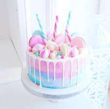 Pin By Babynya On Cakes Pastel Cakes Candy Birthday Cakes Cool Birthday Cakes