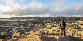If you're looking to take in the scenery of the painted desert for free, there is a hidden park that fits the bill. Little Painted Desert Outdoor Project