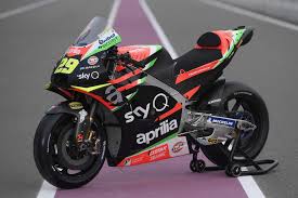 Bos gressini, fausto gresini, sudah kengetn berat dengan bos gresini racing, fausto gresini, rindu dengan balapan di motogp. 2020 Unibat Choose Italian Excellence With Aprilia Racing Team Partnership Gresini Racing