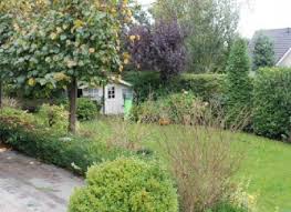 De zanger van kane moest diep in de buidel tasten voor de woning met uitzicht op zee. Bekende Buren Nieuwsarchief