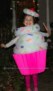 30 Easy Diy Halloween Costumes For Kids Boys And Girls H Diy Halloween Costumes For Kids Cupcake Halloween Costumes Halloween Costumes For Kids