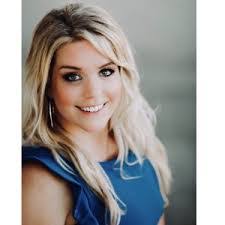 Melissa Beckley's Instagram, Twitter & Facebook